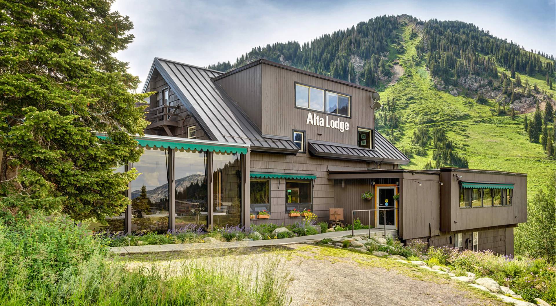 Alta Lodge, mountain lodge for leadership offsites in Alta, Utah