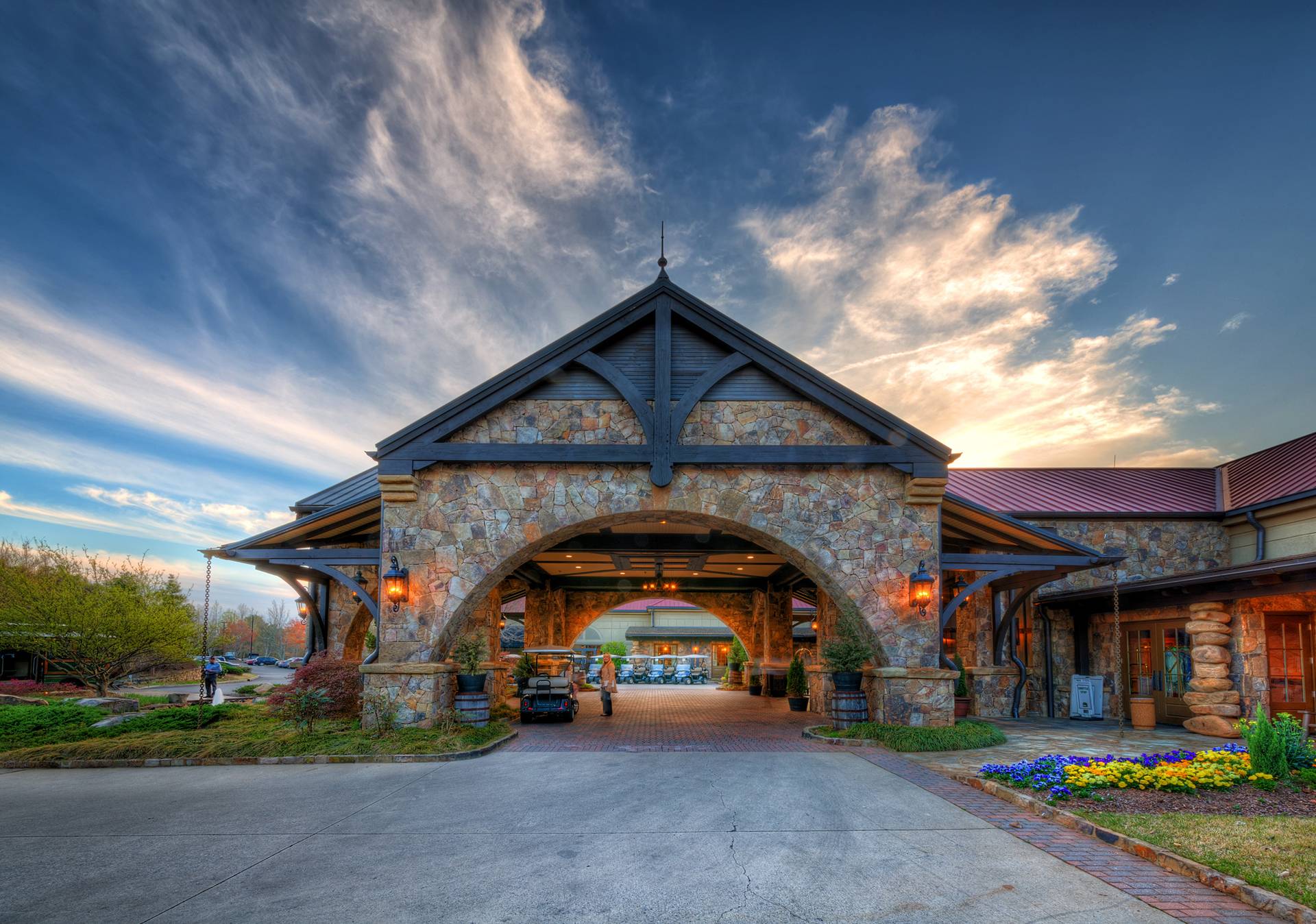 Lanier Islands Legacy Lodge, lakeside lodge for leadership offsites in Buford, Georgia